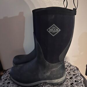 Muck Kids' Black Boots insulated winter snow size 4 youth